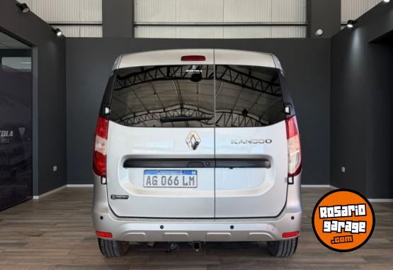 Utilitarios - Renault Kangoo II Zen 1.6 2023 Nafta 17500Km - En Venta
