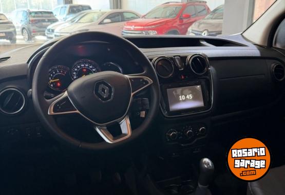 Utilitarios - Renault Kangoo II Zen 1.6 2023 Nafta 17500Km - En Venta