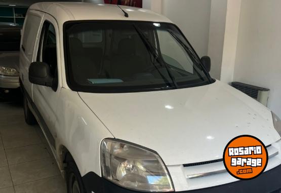 Utilitarios - Citroen Berlingo 2020 Nafta 200000Km - En Venta