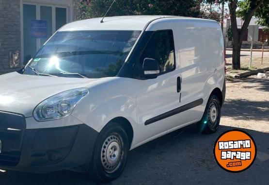 Autos - Fiat Doblo 2014 GNC 149000Km - En Venta
