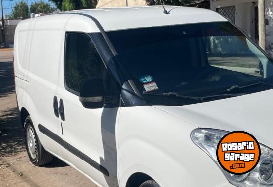 Autos - Fiat Doblo 2014 GNC 149000Km - En Venta