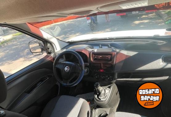 Autos - Fiat Doblo 2014 GNC 149000Km - En Venta