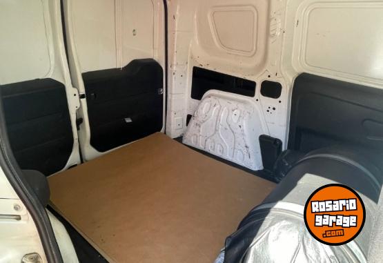 Autos - Fiat Doblo 2014 GNC 149000Km - En Venta