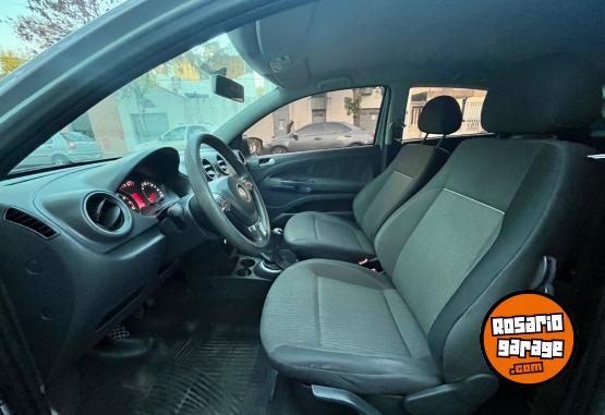 Autos - Volkswagen gol trend 2013 Nafta 130000Km - En Venta
