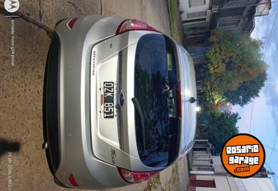 Autos - Ford fiesta titanium mexicano 2015 Nafta 78300Km - En Venta