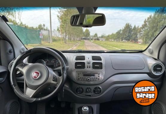 Autos - Fiat Grand siena essence 2013 Nafta 112000Km - En Venta