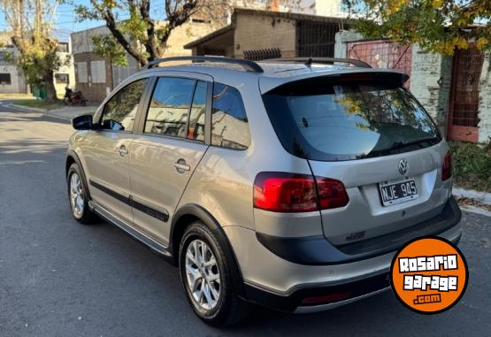 Autos - Volkswagen Suran cross 2013 GNC 290000Km - En Venta