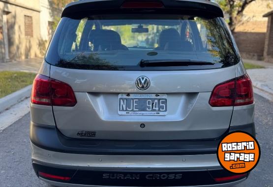 Autos - Volkswagen Suran cross 2013 GNC 290000Km - En Venta