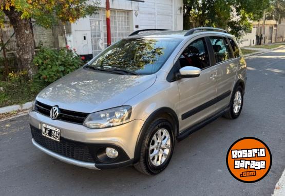 Autos - Volkswagen Suran cross 2013 GNC 290000Km - En Venta