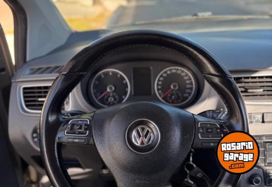 Autos - Volkswagen Suran cross 2013 GNC 290000Km - En Venta