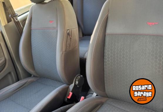 Autos - Volkswagen Suran cross 2013 GNC 290000Km - En Venta