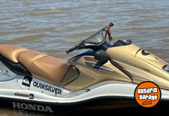 Embarcaciones - Moto de agua Honda Aquatrax 1200 cc 164 triplaza - En Venta