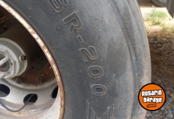 Otros - VENDO 12 CUBIERTAS 295/22 - En Venta