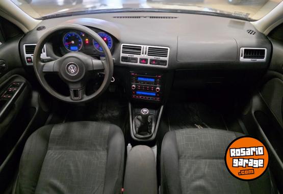 Autos - Volkswagen BORA TRENDLINE 2.0L 2011 Nafta 154000Km - En Venta