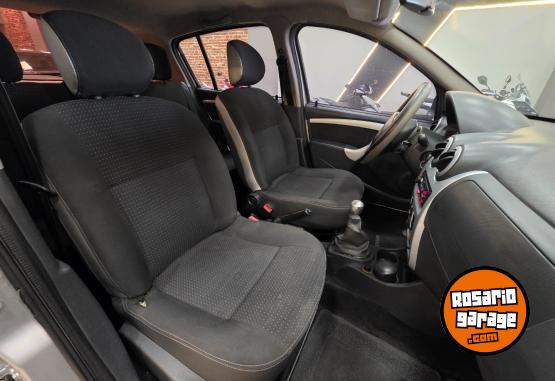Autos - Renault SANDERO STEPWAY CONFORT 2009 GNC 155000Km - En Venta