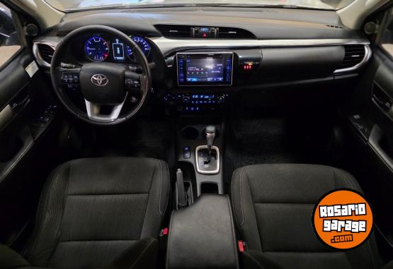 Camionetas - Toyota HILUX SRV 2.8L 4X4 AT 2018 Diesel 210000Km - En Venta