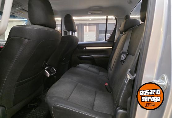 Camionetas - Toyota HILUX SRV 2.8L 4X4 AT 2018 Diesel 210000Km - En Venta