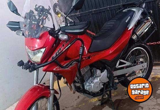 Motos - Honda Nx400 Falcon 2015 Nafta 30000Km - En Venta