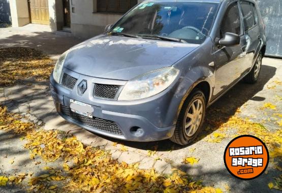 Autos - Renault Sandero 1.6 8v - pack 2010 Nafta 242000Km - En Venta