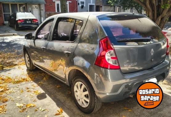 Autos - Renault Sandero 1.6 8v - pack 2010 Nafta 242000Km - En Venta