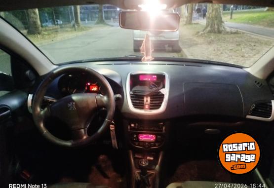 Autos - Peugeot 207 2011 Nafta 168000Km - En Venta