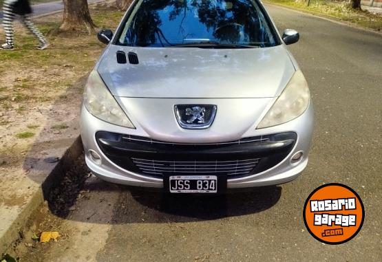 Autos - Peugeot 207 2011 Nafta 168000Km - En Venta