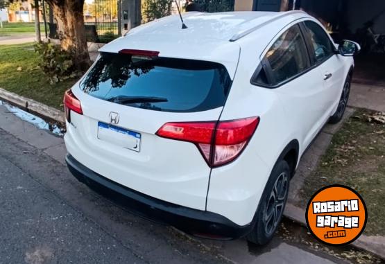 Autos - Honda HRV EXL 2017 Nafta 80000Km - En Venta