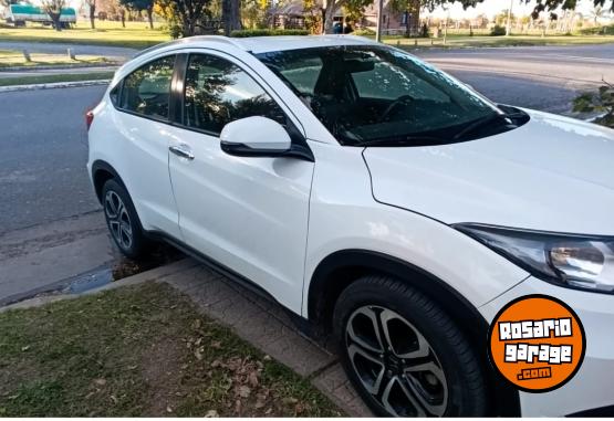 Autos - Honda HRV EXL 2017 Nafta 80000Km - En Venta