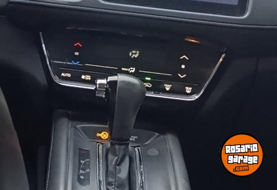 Autos - Honda HRV EXL 2017 Nafta 80000Km - En Venta