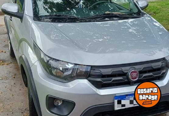 Autos - Fiat Mobi way 2019 GNC 120000Km - En Venta