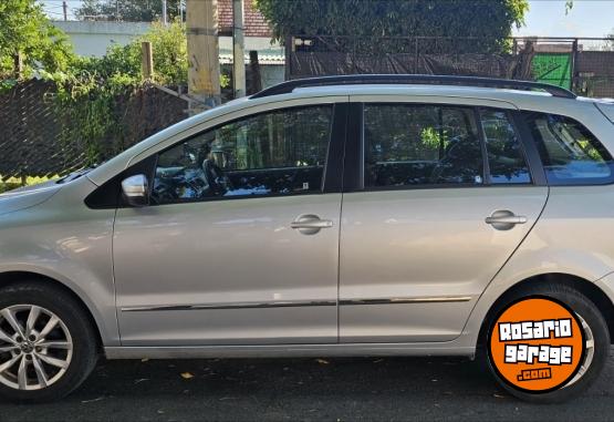Autos - Volkswagen Suran 2013 Nafta 145000Km - En Venta