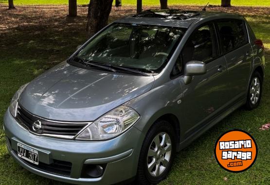 Autos - Nissan TIIDA 1.8 /BORA GOL TREND 2011 Nafta 136000Km - En Venta