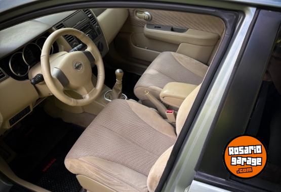 Autos - Nissan TIIDA 1.8 /BORA GOL TREND 2011 Nafta 136000Km - En Venta
