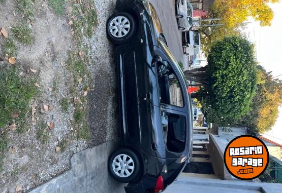 Autos - Peugeot 207 2011 Diesel 200000Km - En Venta