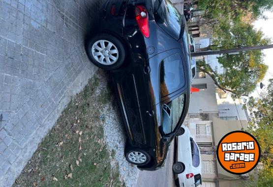 Autos - Peugeot 207 2011 Diesel 200000Km - En Venta