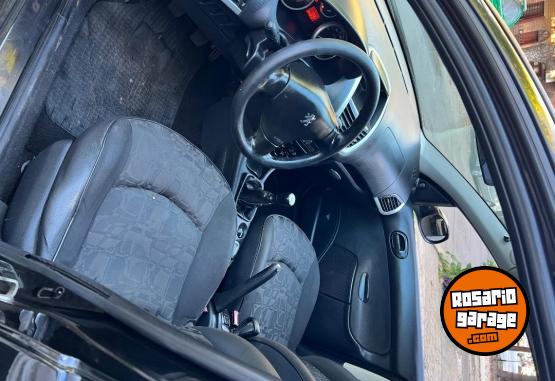 Autos - Peugeot 207 2011 Diesel 200000Km - En Venta