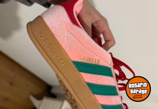 Indumentaria - Zapatillas Adidas Gazelle - En Venta