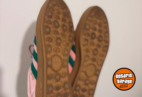 Indumentaria - Zapatillas Adidas Gazelle - En Venta