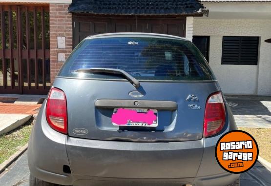 Autos - Ford Tatto 2005 Nafta 183000Km - En Venta