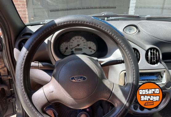 Autos - Ford Tatto 2005 Nafta 183000Km - En Venta