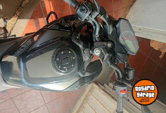 Motos - Bajaj N250 2023 Nafta 18500Km - En Venta