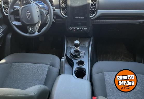 Camionetas - Ford RANGER XLS 2.0 2024 Diesel 10000Km - En Venta