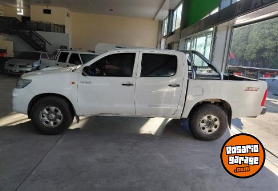 Camionetas - Toyota Hilux 2.5 2012 Diesel 263000Km - En Venta