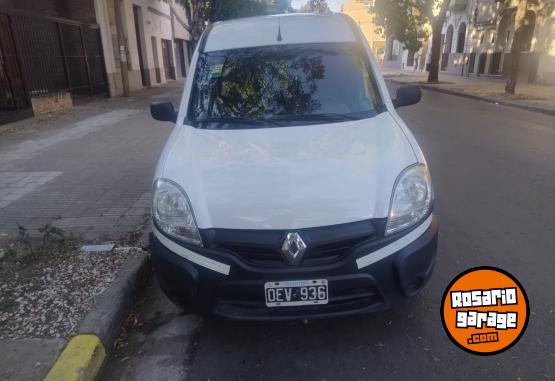 Utilitarios - Renault Kangoo 2014 Nafta 244000Km - En Venta