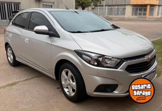 Autos - Chevrolet Onix 2019 Nafta 69900Km - En Venta