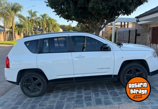 Camionetas - Jeep Compass LIMITED 2.4 2013 Nafta 284000Km - En Venta