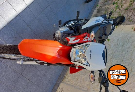 Motos - Honda XR 150 2023 Nafta 3800Km - En Venta
