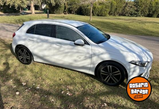 Autos - Mercedes Benz A200 2021 Nafta 60000Km - En Venta