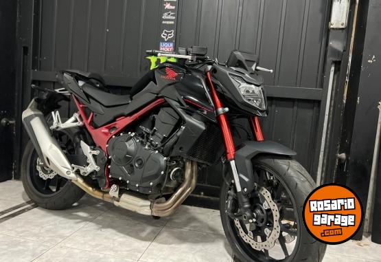 Motos - Honda hornet 750 mt z 2024 Nafta 4000Km - En Venta