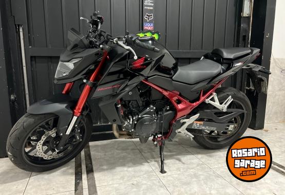Motos - Honda hornet 750 mt z 2024 Nafta 4000Km - En Venta